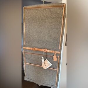 🌱NWT • Hartmann tweed & leather garment bag